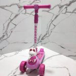 اسكوتر مضيى مع مسيقى